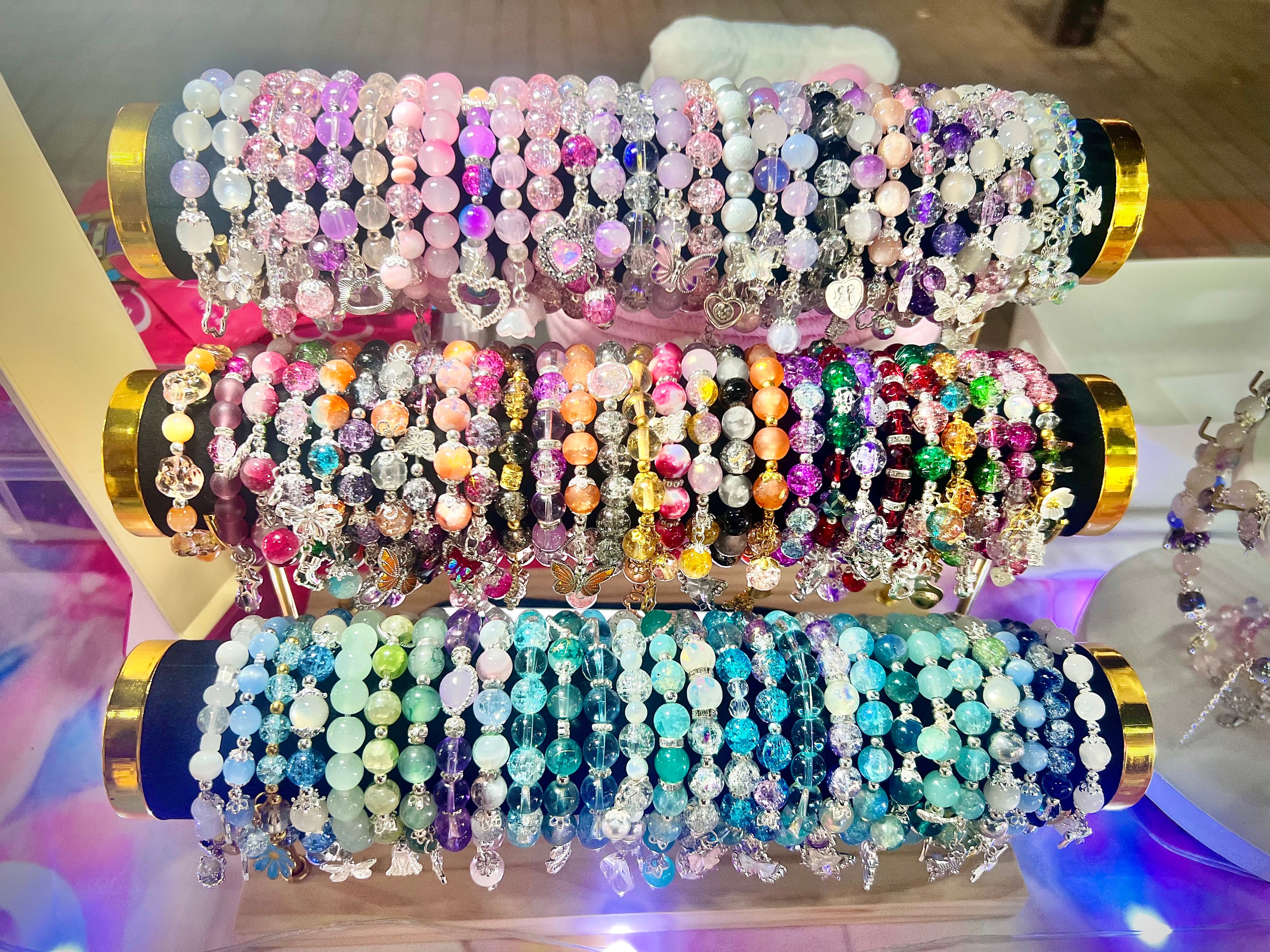 Bracelets • Choose On Livestream